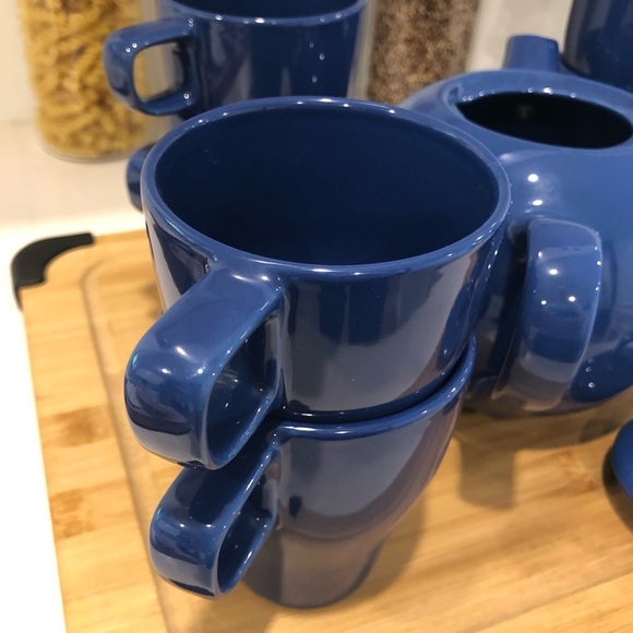 IKEA (8) set Fargrik Blue Coffee Tea Mugs and Teapot  Stackable 8oz - Picture 4 of 9
